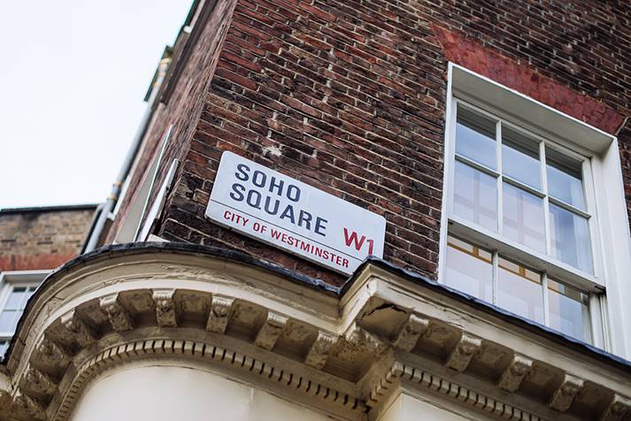 viktorrolf-london-soho-square